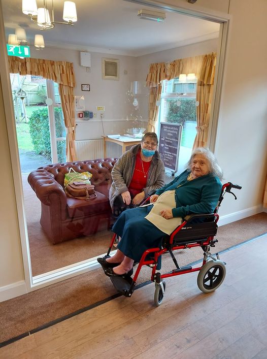 Dedicated, Covid-safe indoor visiting suite opens at Jubilee House care home